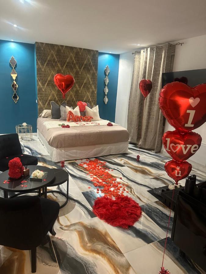Suite De Prestige Avec Spa & Cinema Ivry-sur-Seine Esterno foto